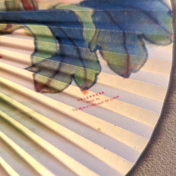 Set of 9 Vintage Chinese Hand Fans Folding Metal Travel Floral and Birds - Picture 3 of 13